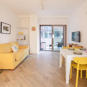 Happy Domus - Giallo Corte Trastevere Rom