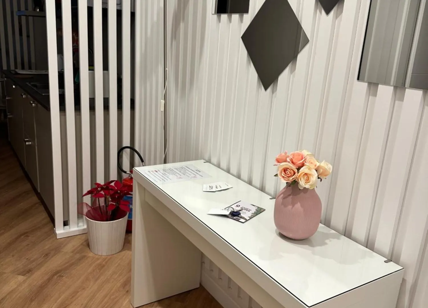 Peaceful 2 Bedrooms With Patio, Near Metro A Rome