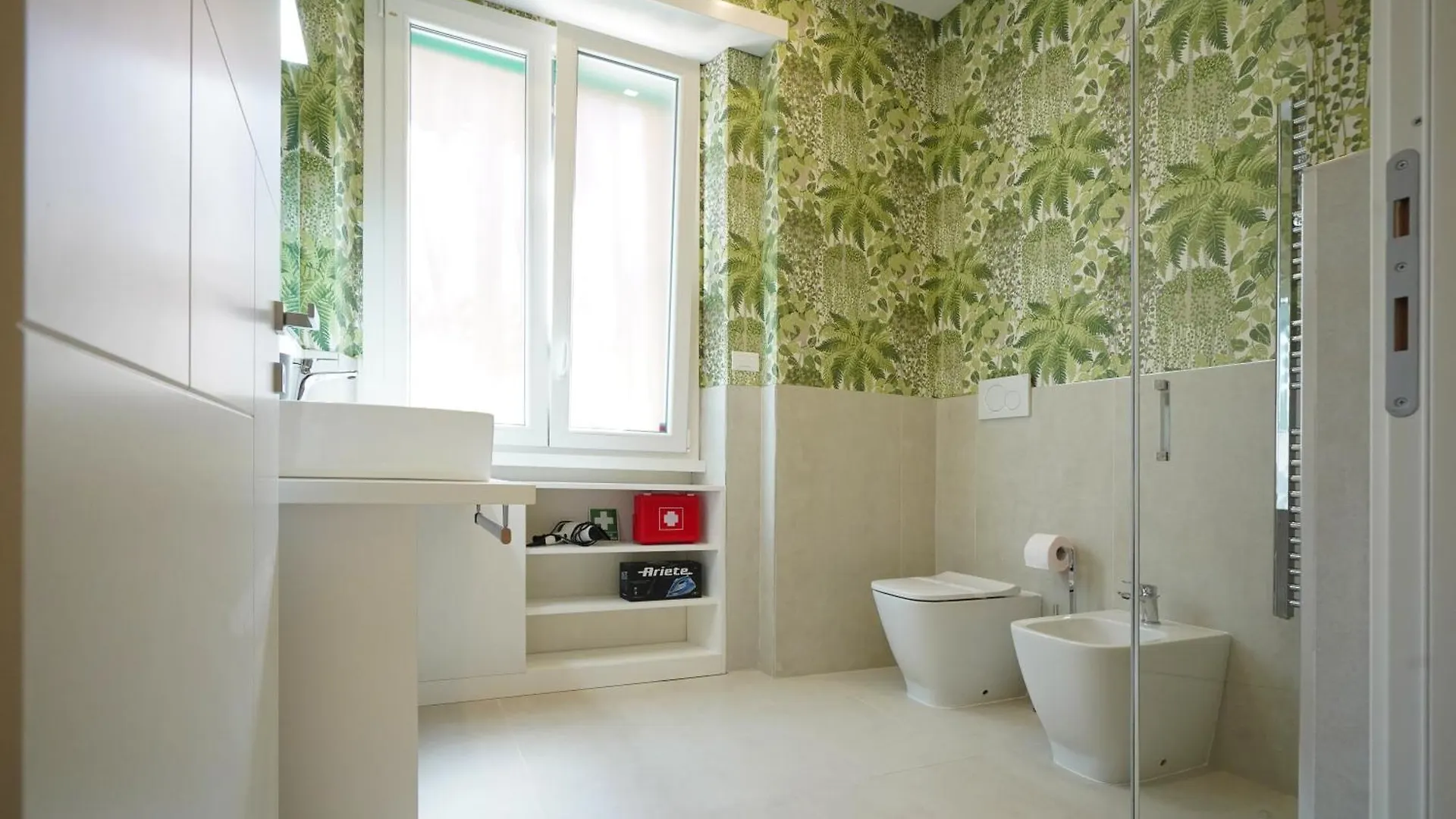 Peaceful 2 Bedrooms With Patio, Near Metro A Rome